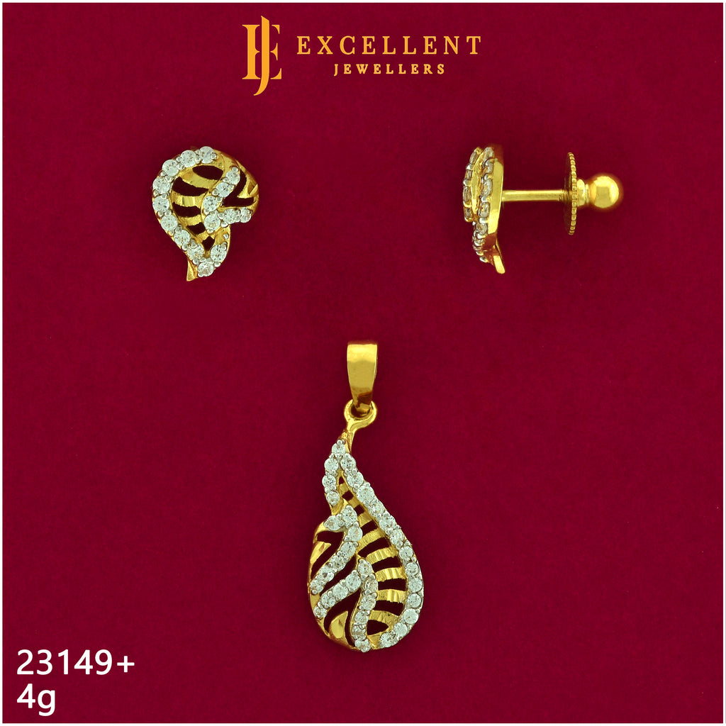 Pendant With Earring - 045